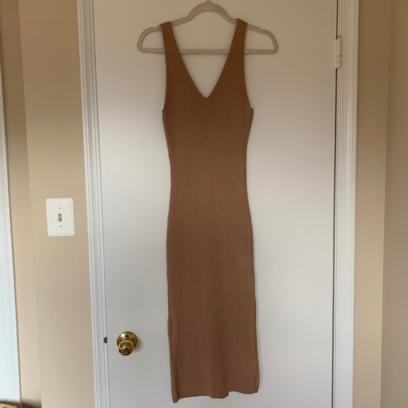 Ribbed Bodycon Dress With Slit - Picture 4 of 5